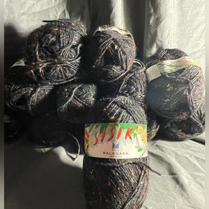 🧶 yarn lot of 12 skeins Wool blend black confetti color